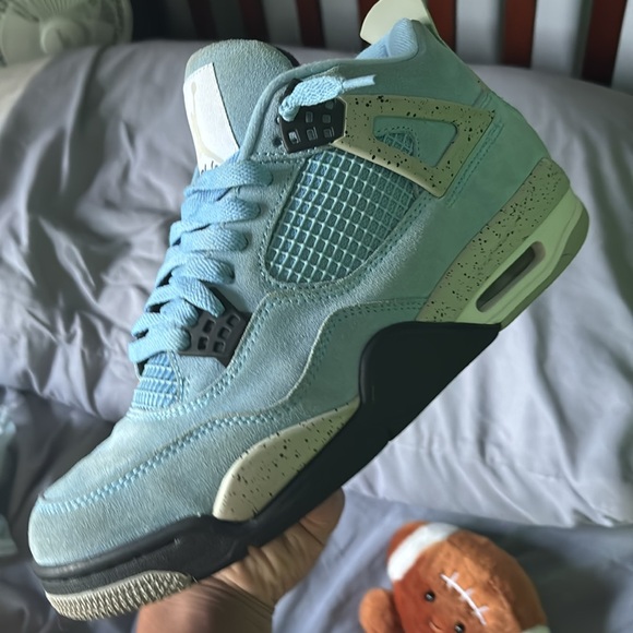 Jordan 4 University Blue - Picture 3 of 5